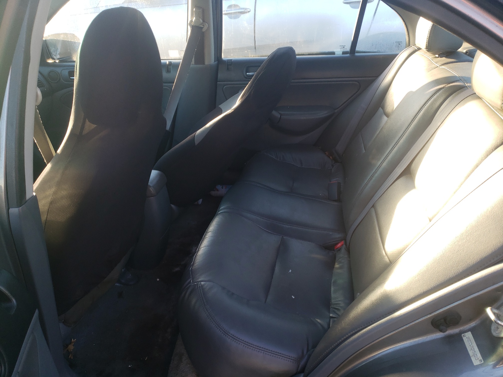 Photo 6 from auction – 2005 HONDA CIVIC EX with VIN 2HGES267X5H568213