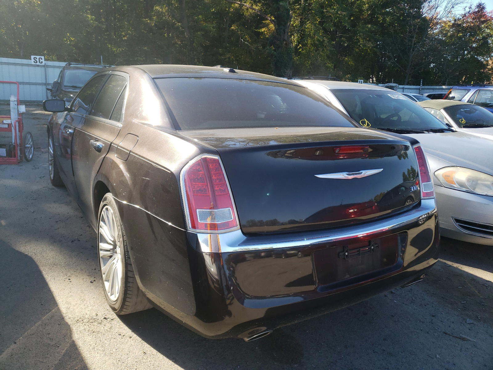 Photo 3 from auction – 2012 CHRYSLER 300 LIMITE with VIN 2C3CCACG0CH285113