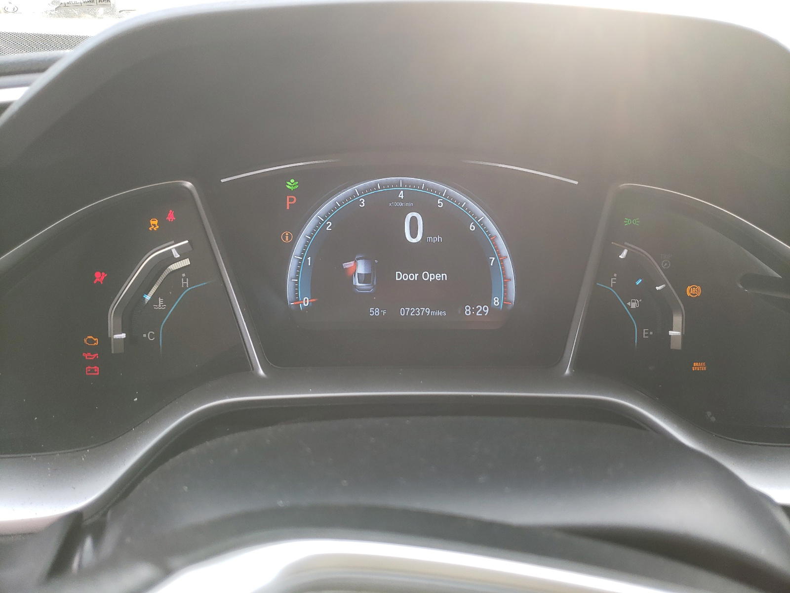 Photo 8 from auction – 2016 HONDA CIVIC EX with VIN 2HGFC3B33GH350112