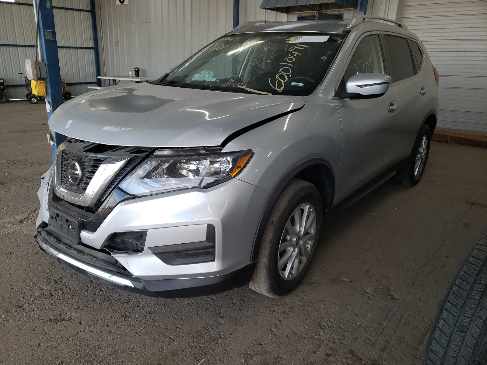 Photo 2 from auction – 2020 NISSAN ROGUE S with VIN KNMAT2MV6LP542874