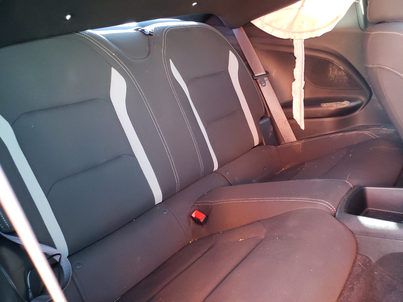 Photo 6 from auction – 2017 CHEVROLET CAMARO LT with VIN 1G1FB1RS7H0200800