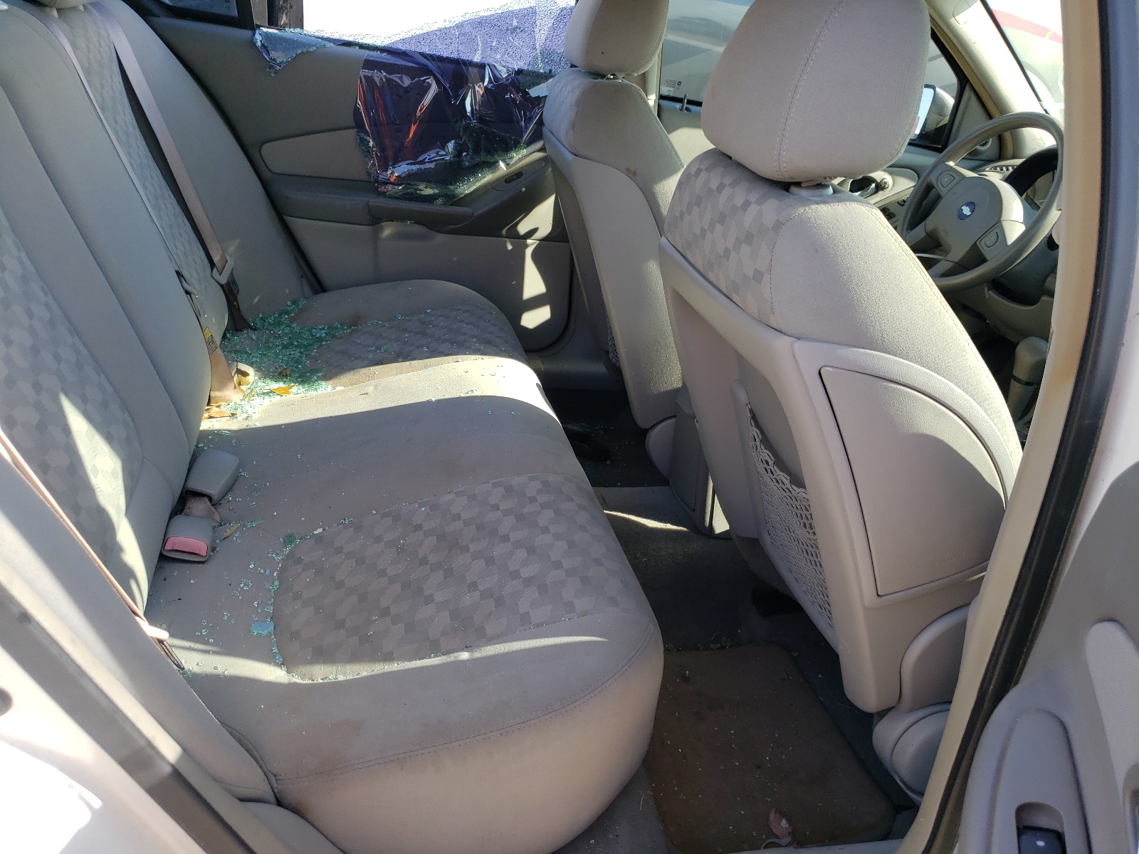 Photo 6 from auction – 2005 CHEVROLET MALIBU LS with VIN 1G1ZT54895F208970