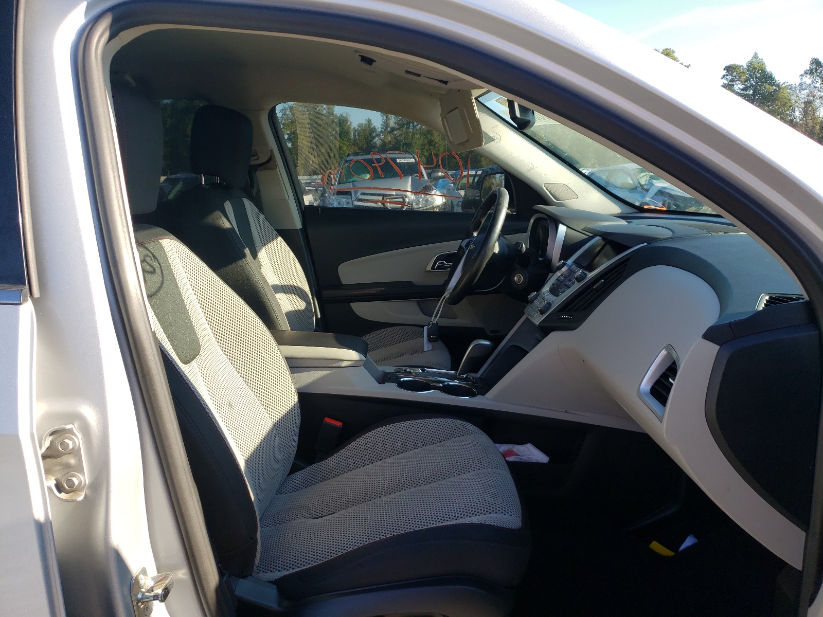 Photo 5 from auction – 2015 CHEVROLET EQUINOX LT with VIN 2GNALCEK6F6387426
