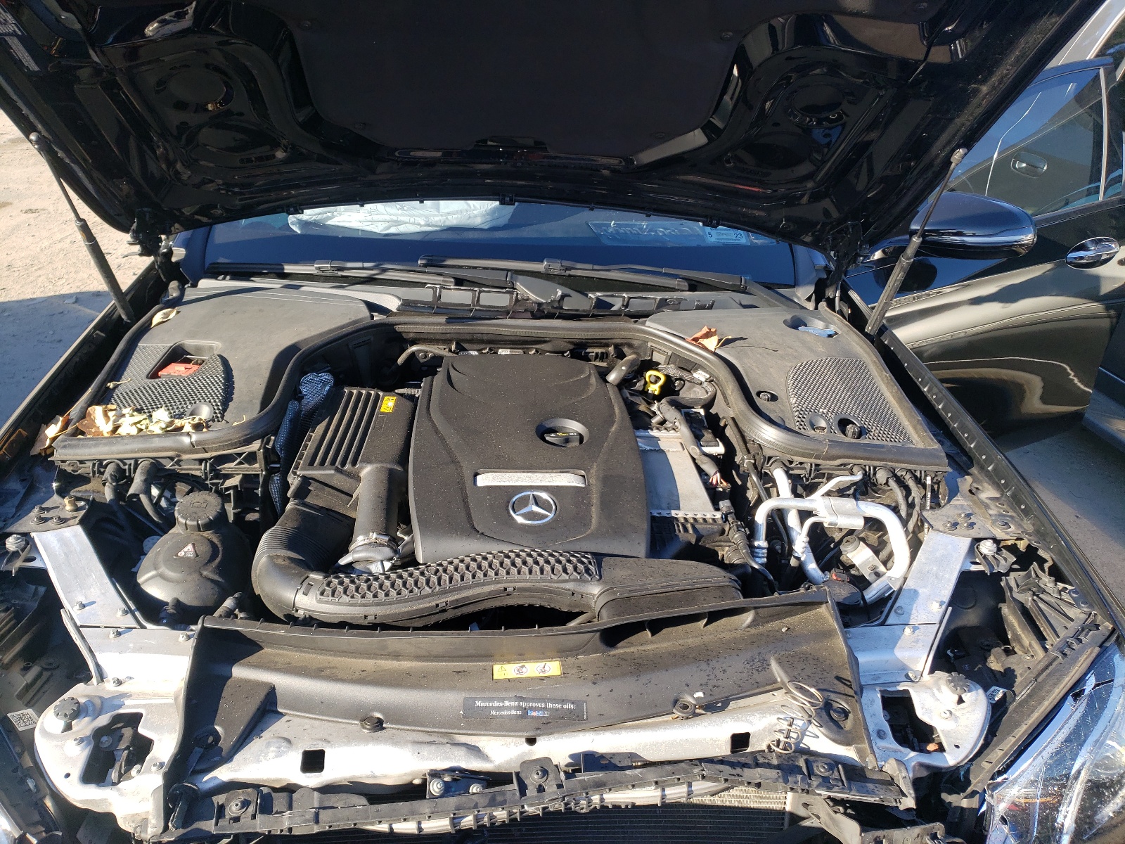 Photo 7 from auction – 2018 MERCEDES-BENZ E 300 4MAT with VIN WDDZF4KB8JA370982