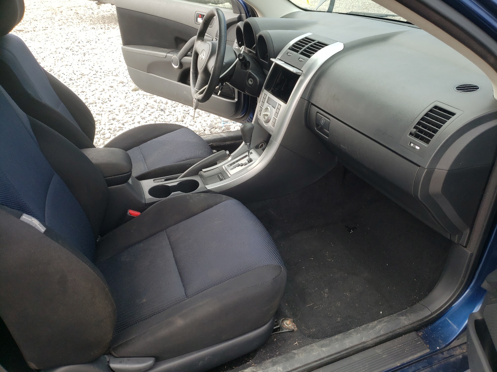 Photo 5 from auction – 2005 TOYOTA SCION TC with VIN JTKDE167850021952