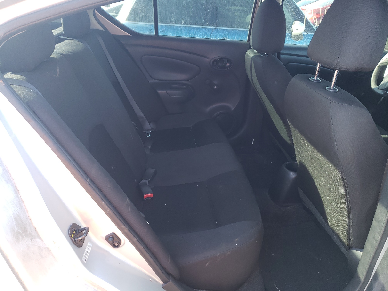 Photo 6 from auction – 2018 NISSAN VERSA S with VIN 3N1CN7AP6JL835367