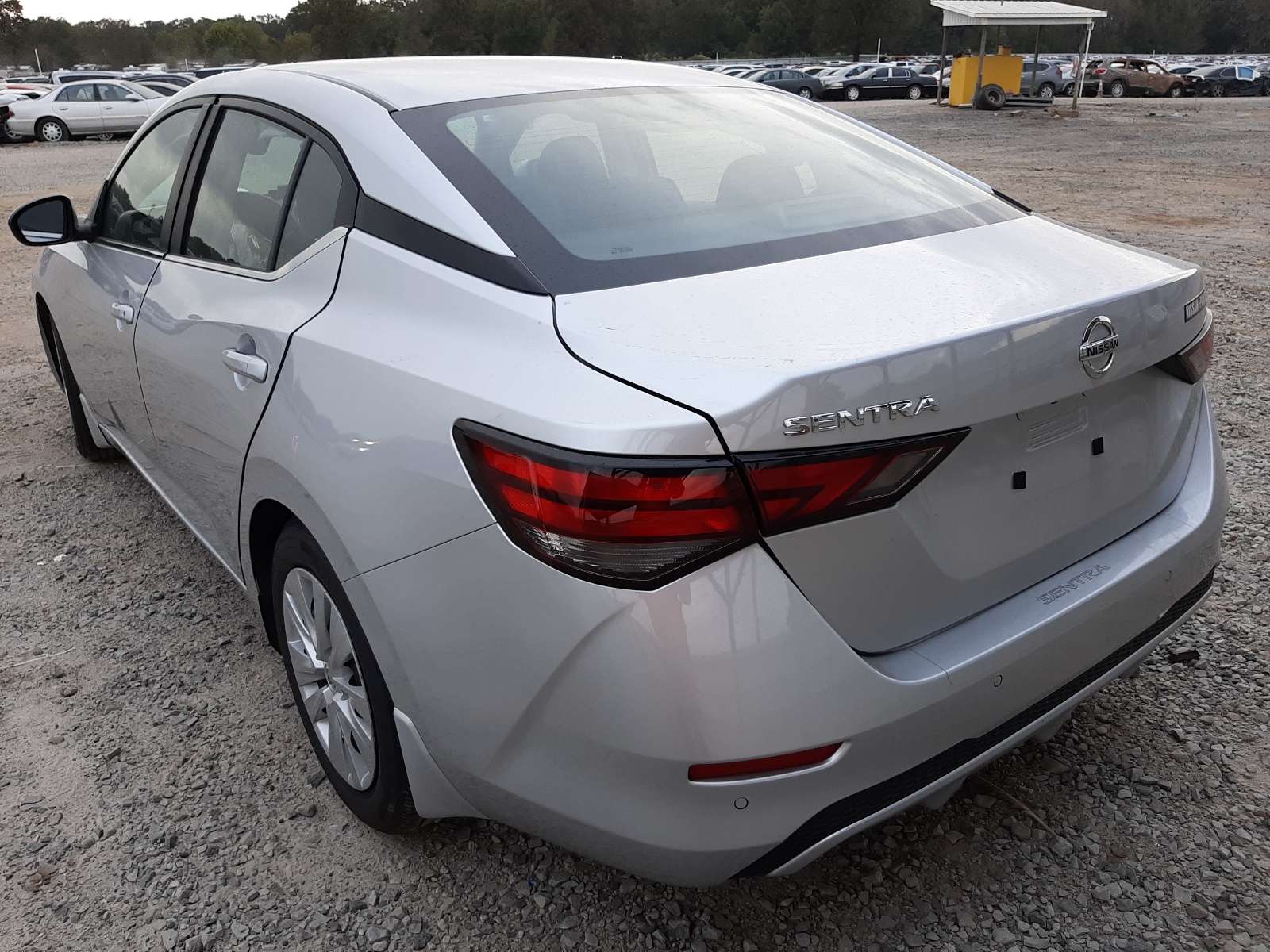 Photo 3 from auction – 2021 NISSAN SENTRA S with VIN 3N1AB8BV6MY256681