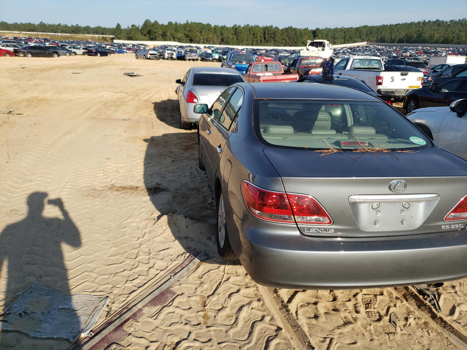 Photo 3 from auction – 2006 LEXUS ES 330 with VIN JTHBA30GX65155105