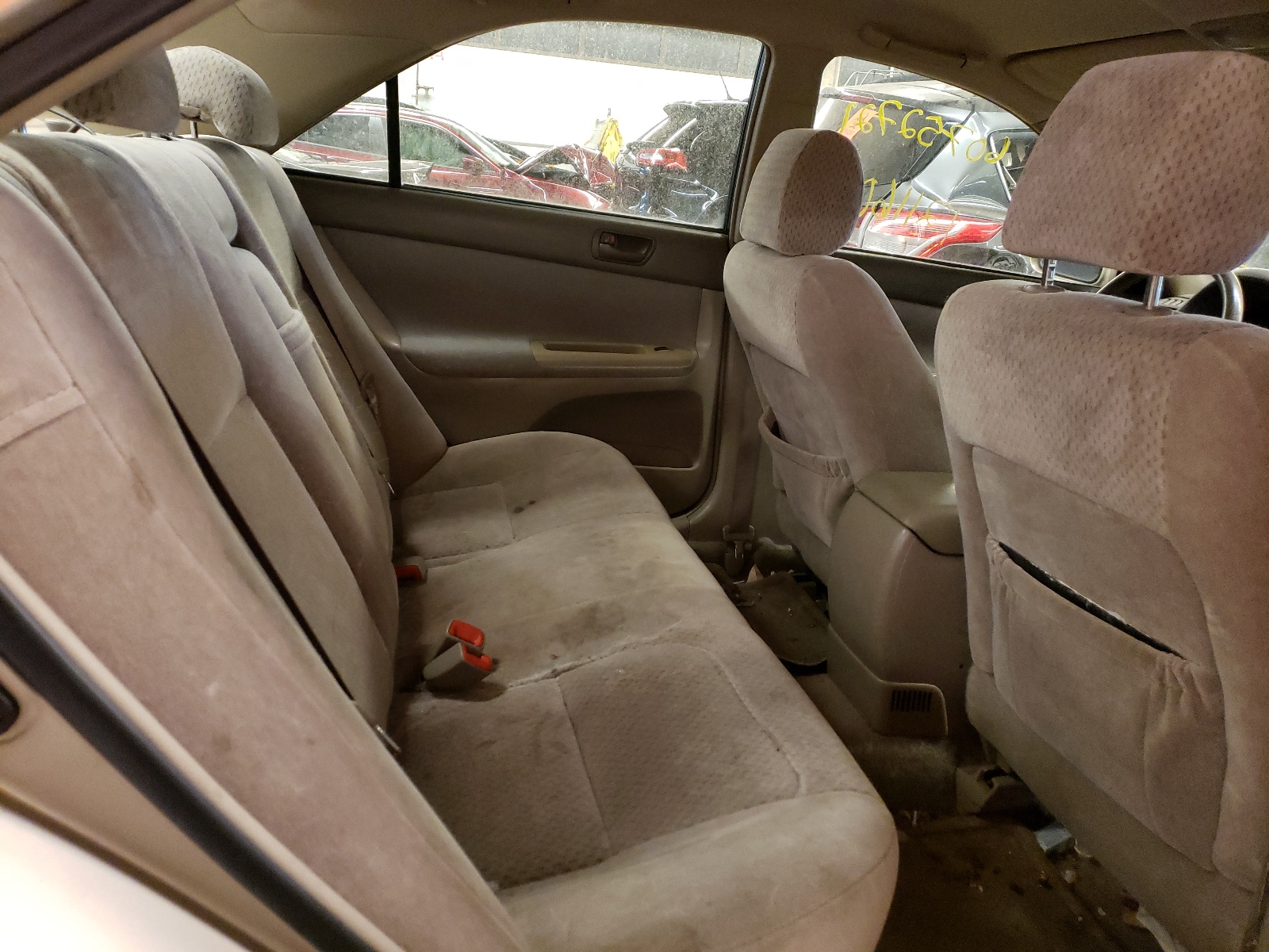 Photo 6 from auction – 2004 TOYOTA CAMRY with VIN 4T1BE32K14U262582