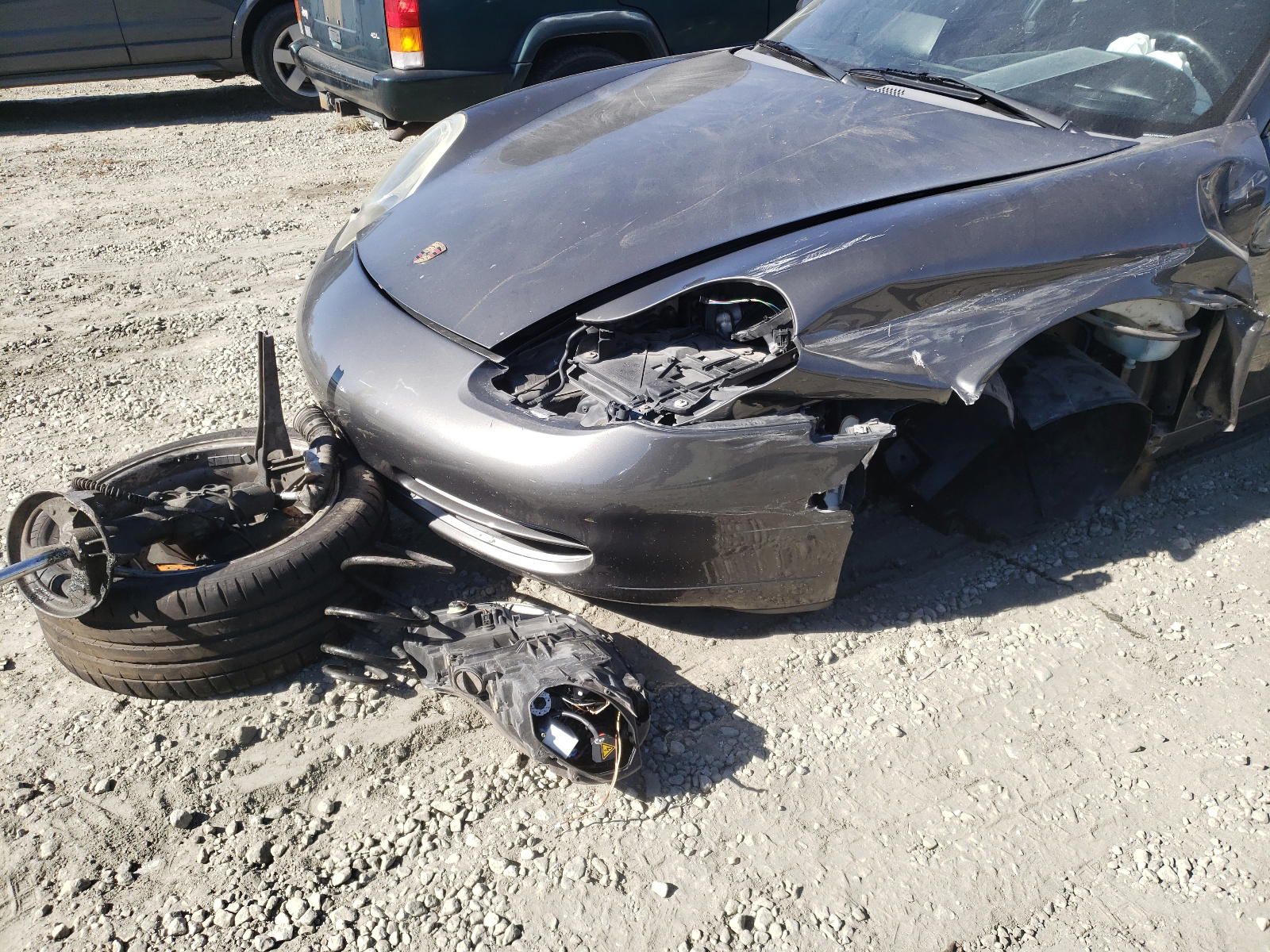 Photo 9 from auction – 2000 PORSCHE 911 CARRER with VIN WP0AA2994YS620428