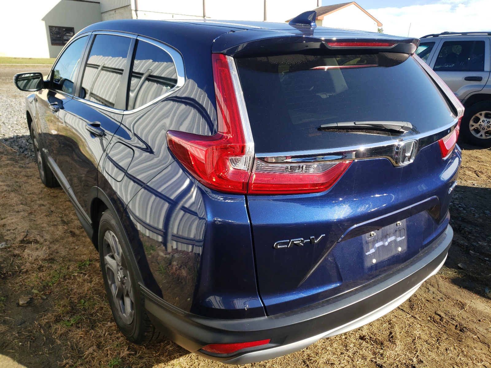 Photo 3 from auction – 2019 HONDA CR-V EX with VIN 7FARW2H54KE045095