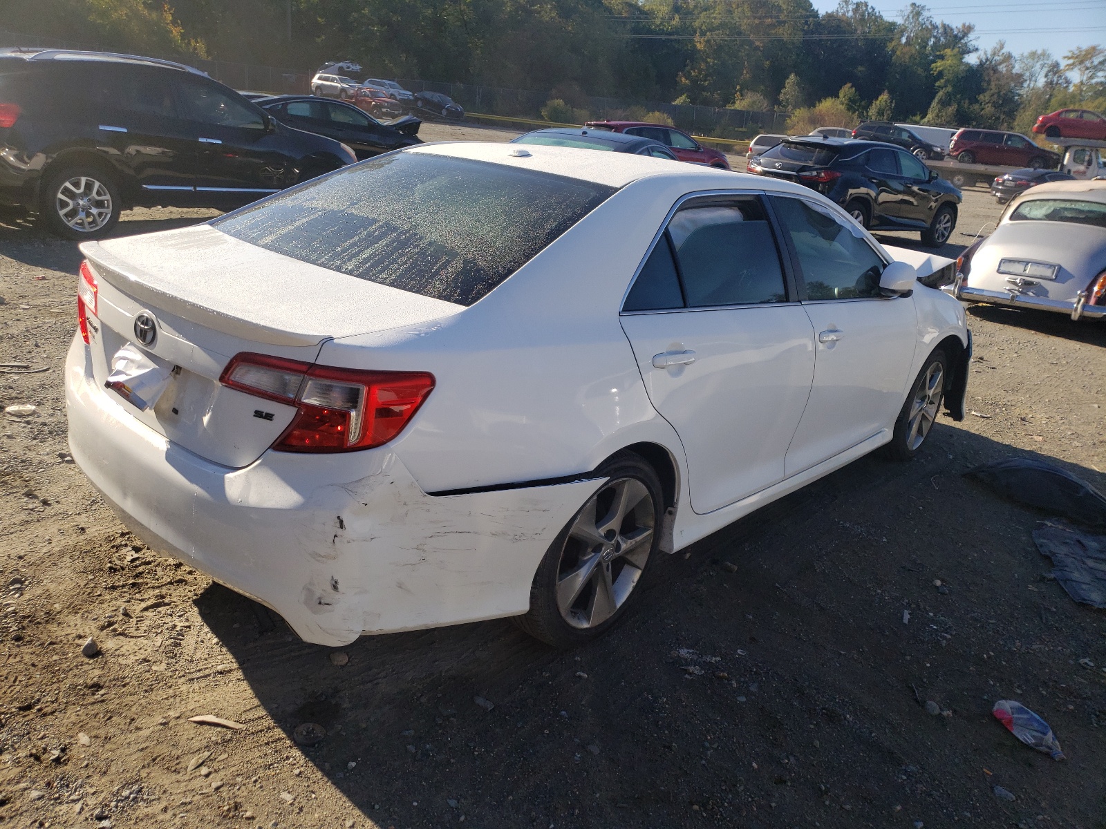 Photo 4 from auction – 2012 TOYOTA CAMRY SE with VIN 4T1BK1FK8CU016165