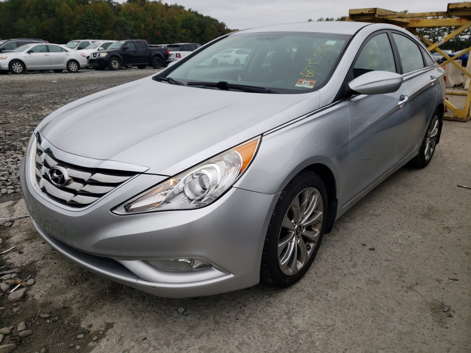 Photo 2 from auction – 2013 HYUNDAI SONATA SE with VIN 5NPEC4AB2DH505454