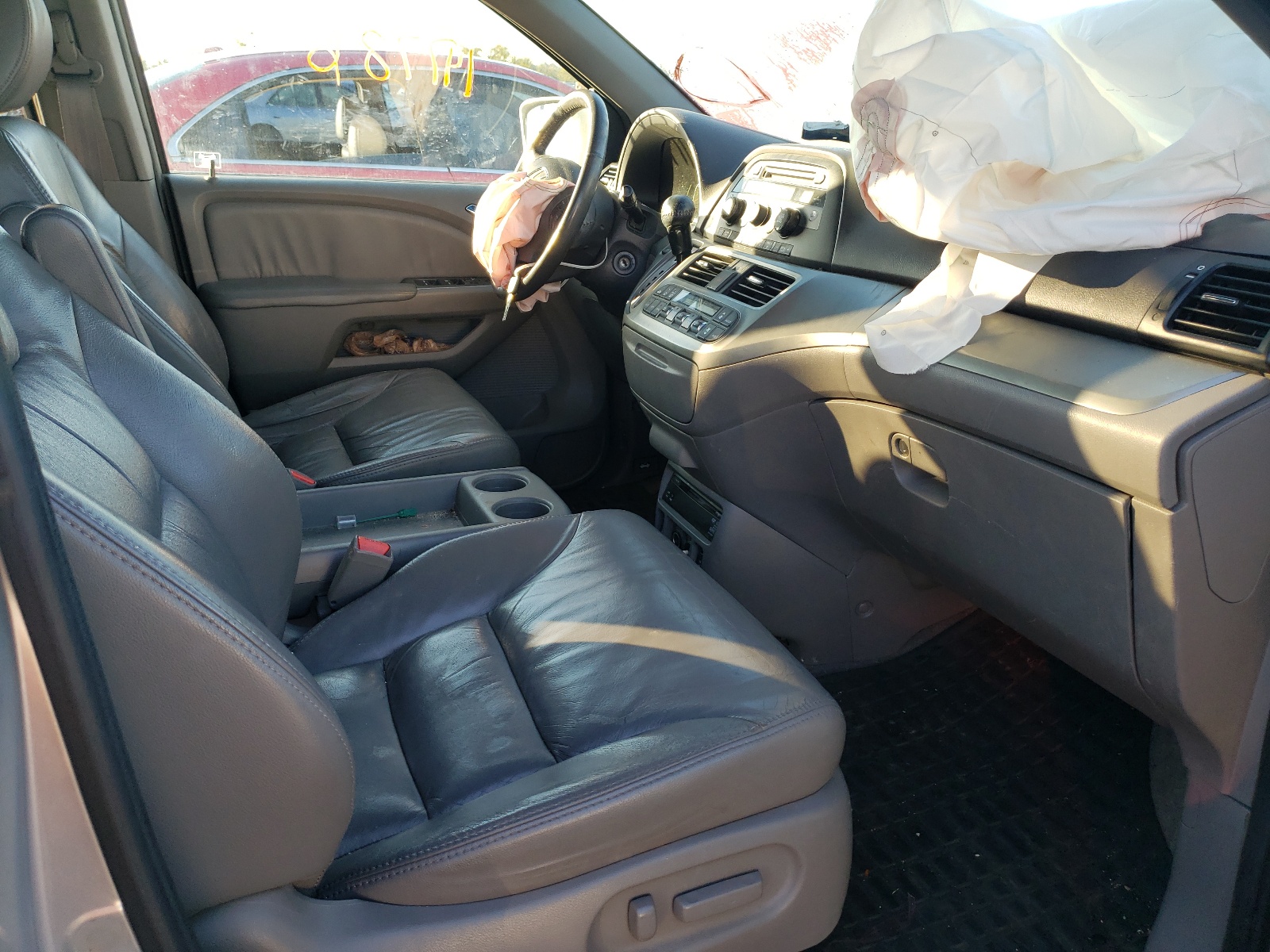 Photo 5 from auction – 2010 HONDA ODYSSEY EX with VIN 5FNRL3H78AB084167