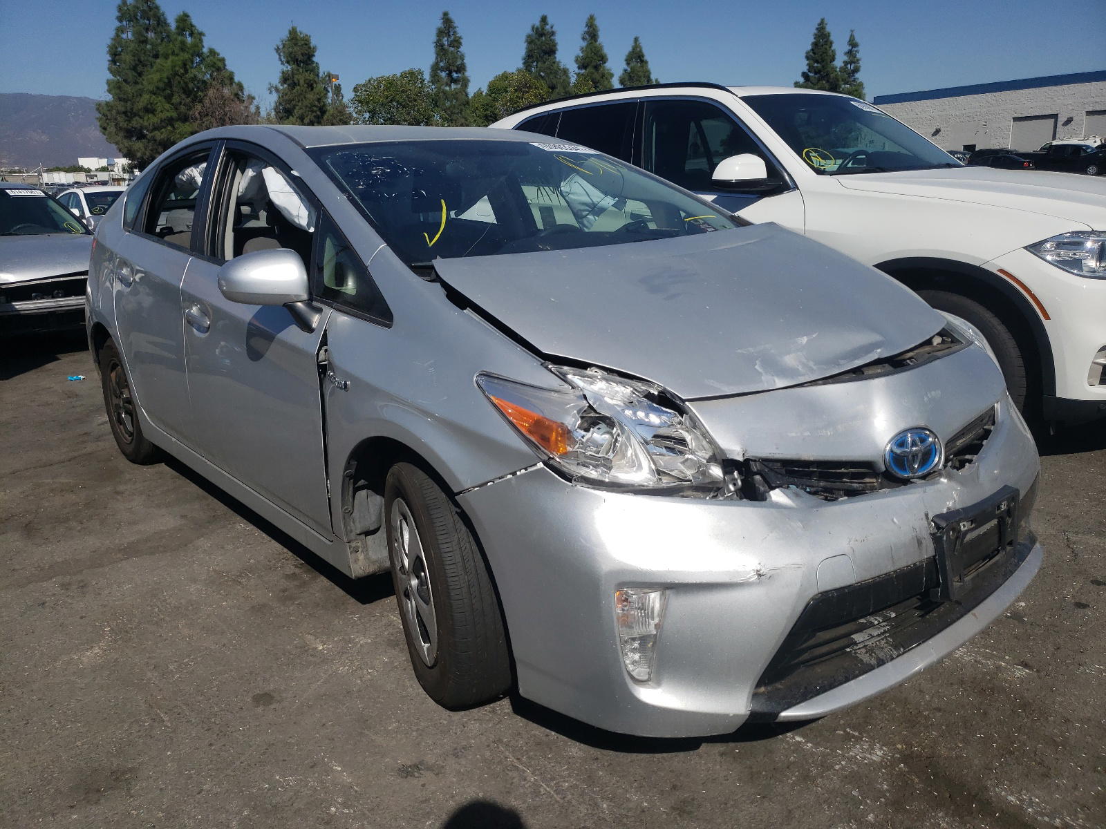 TOYOTA PRIUS 2015 with VIN JTDKN3DU8F1933916 - Photo from auction