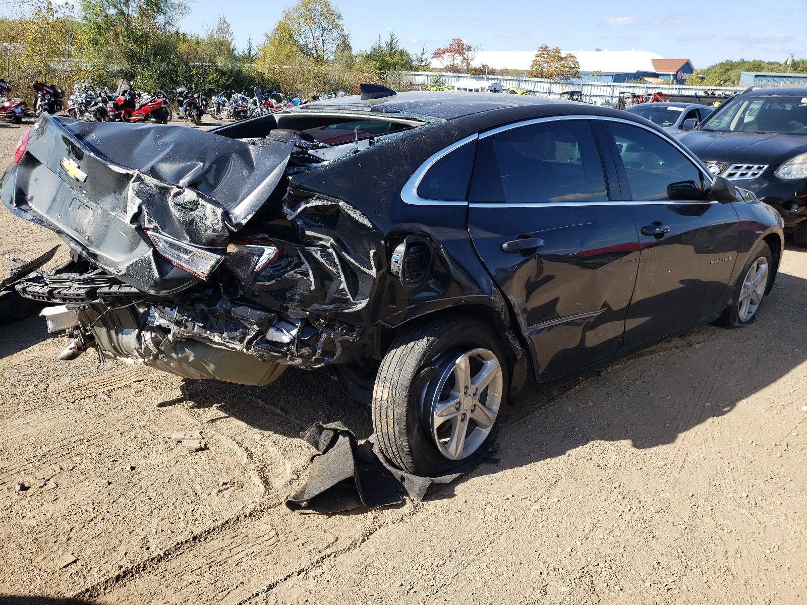 Photo 4 from auction – 2019 CHEVROLET MALIBU LS with VIN 1G1ZB5ST2KF221324