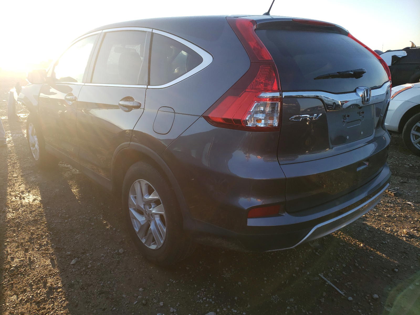 Photo 3 from auction – 2016 HONDA CR-V EX with VIN 2HKRM4H52GH714261