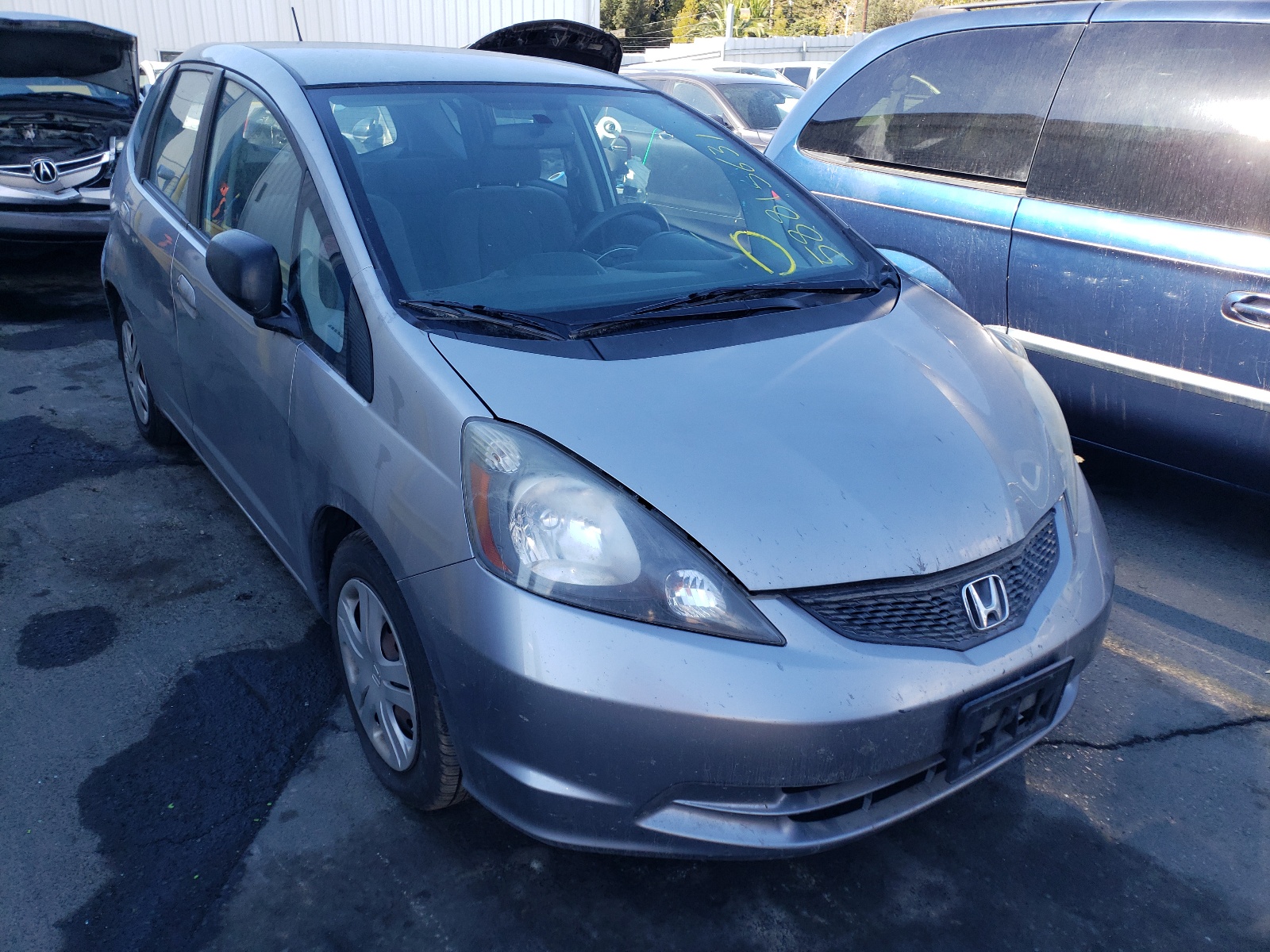 HONDA FIT 2009 with VIN JHMGE88219S050152 - Photo from auction