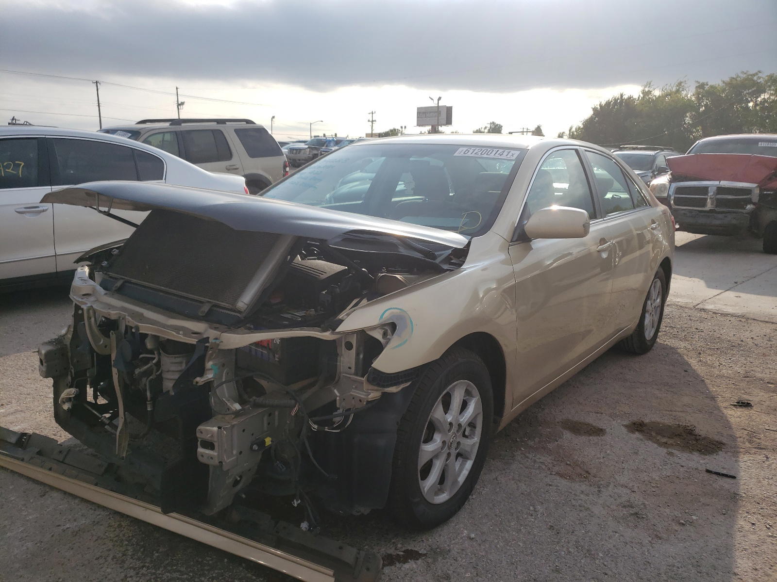 Photo 2 from auction – 2011 TOYOTA CAMRY BASE with VIN 4T1BF3EK8BU595366