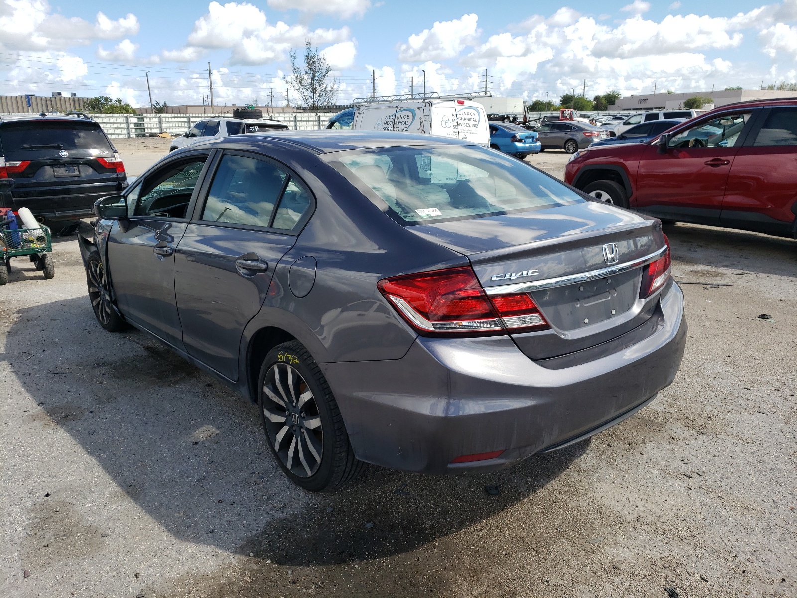 Photo 3 from auction – 2015 HONDA CIVIC EXL with VIN 2HGFB2F96FH508128