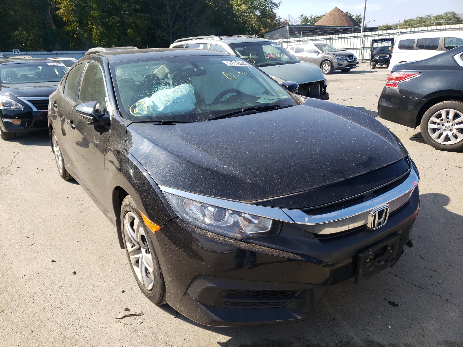 Photo 1 from auction – 2016 HONDA CIVIC LX with VIN 19XFC2F51GE076070