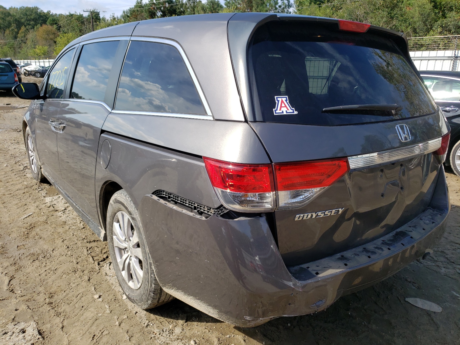 Photo 3 from auction – 2015 HONDA ODYSSEY EX with VIN 5FNRL5H60FB076994