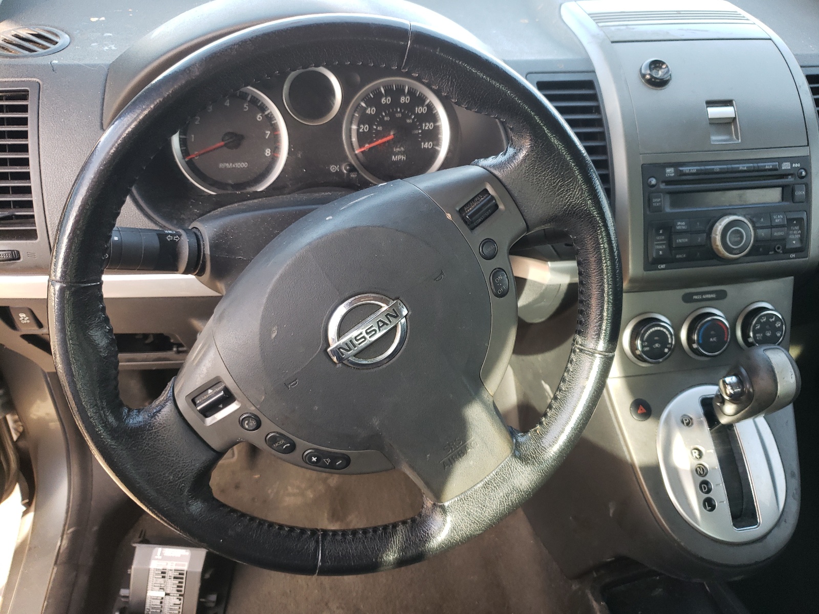 Photo 9 from auction – 2012 NISSAN SENTRA 2.0 with VIN 3N1AB6AP6CL635182