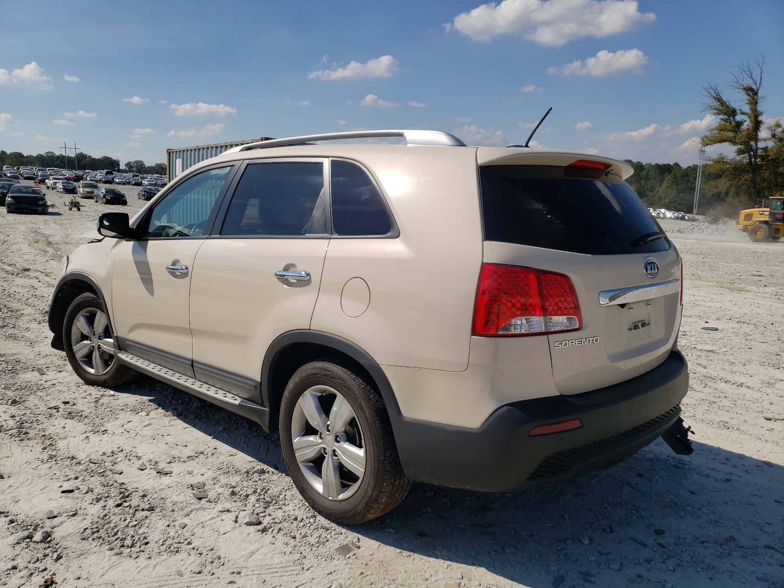 Photo 3 from auction – 2012 KIA SORENTO EX with VIN 5XYKU4A62CG227227