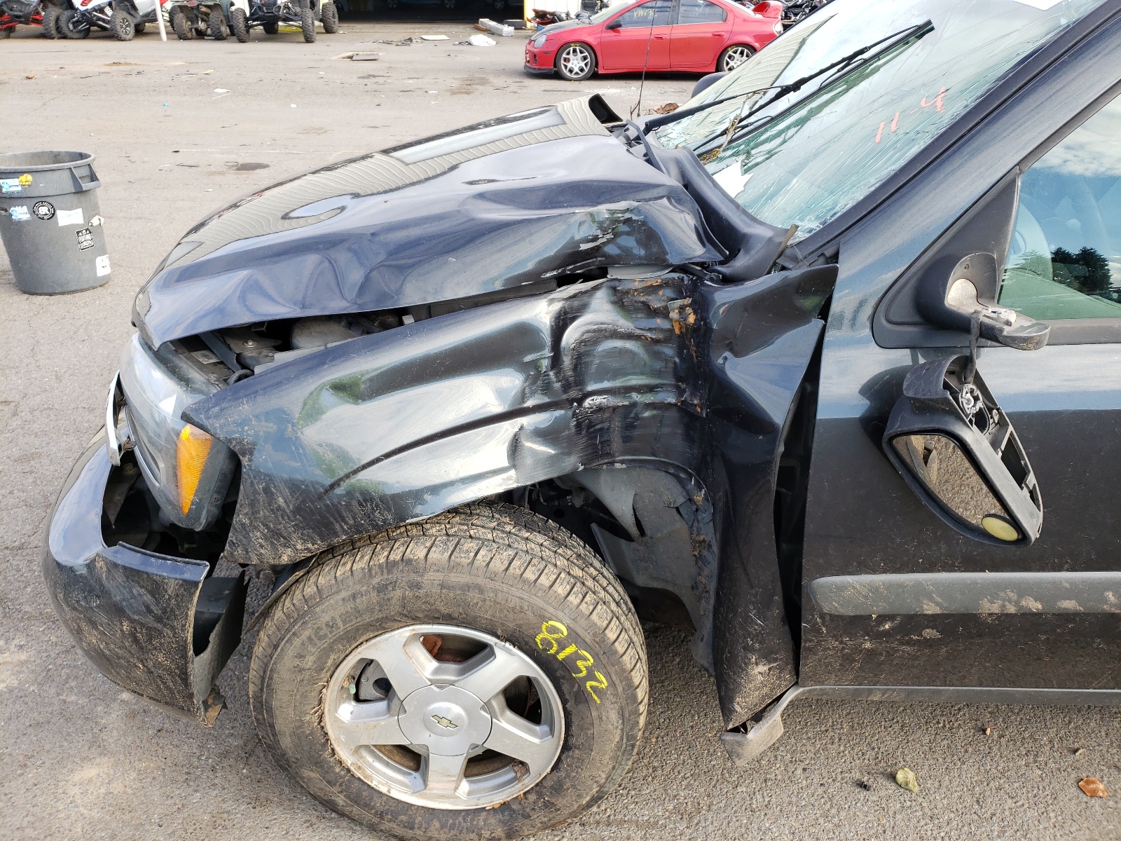 Photo 9 from auction – 2005 CHEVROLET TRAILBLAZE with VIN 1GNDT13S352209604