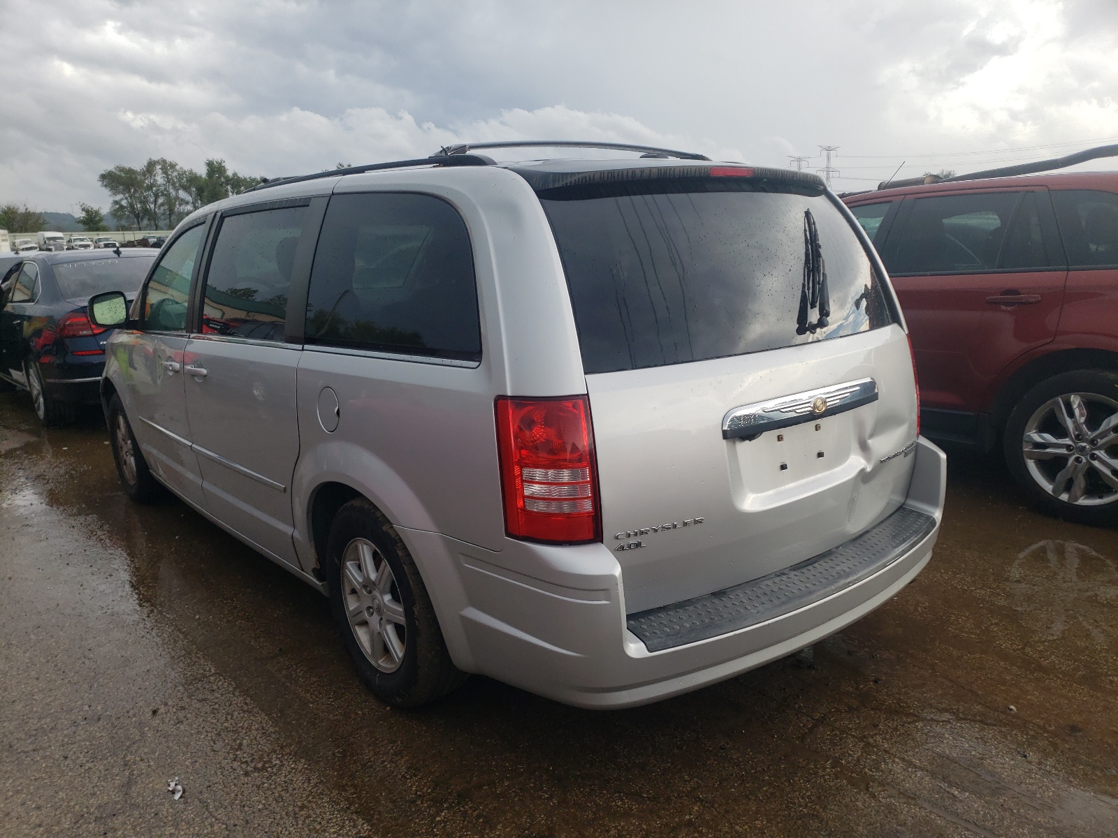 Photo 3 from auction – 2010 CHRYSLER TOWN & COU with VIN 2A4RR5DX9AR123900