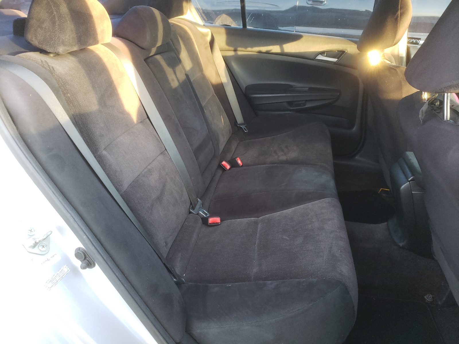 Photo 6 from auction – 2010 HONDA ACCORD LX with VIN 1HGCP2F33AA100161