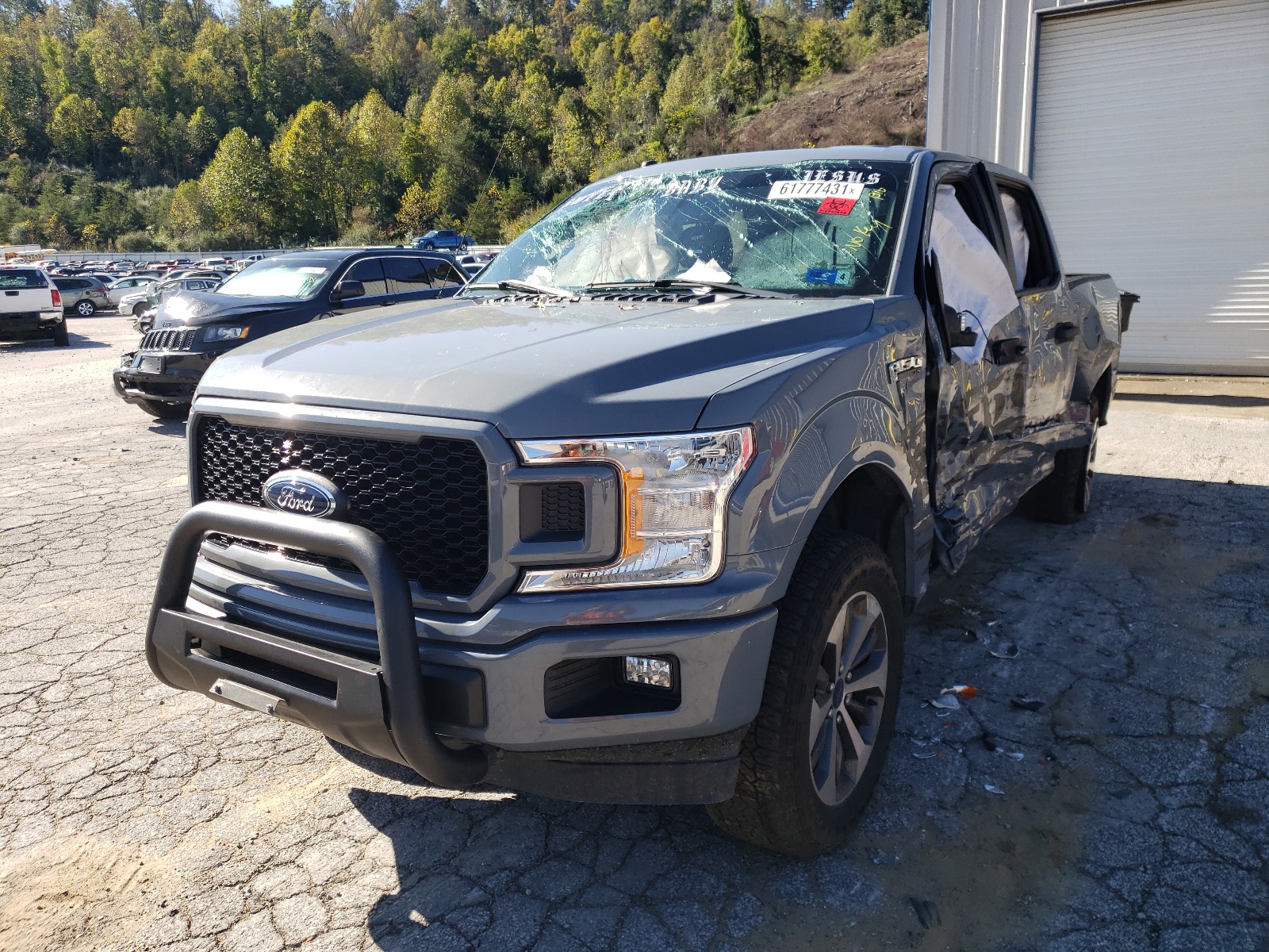 Photo 2 from auction – 2019 FORD F150 SUPER with VIN 1FTEW1E58KFB14911