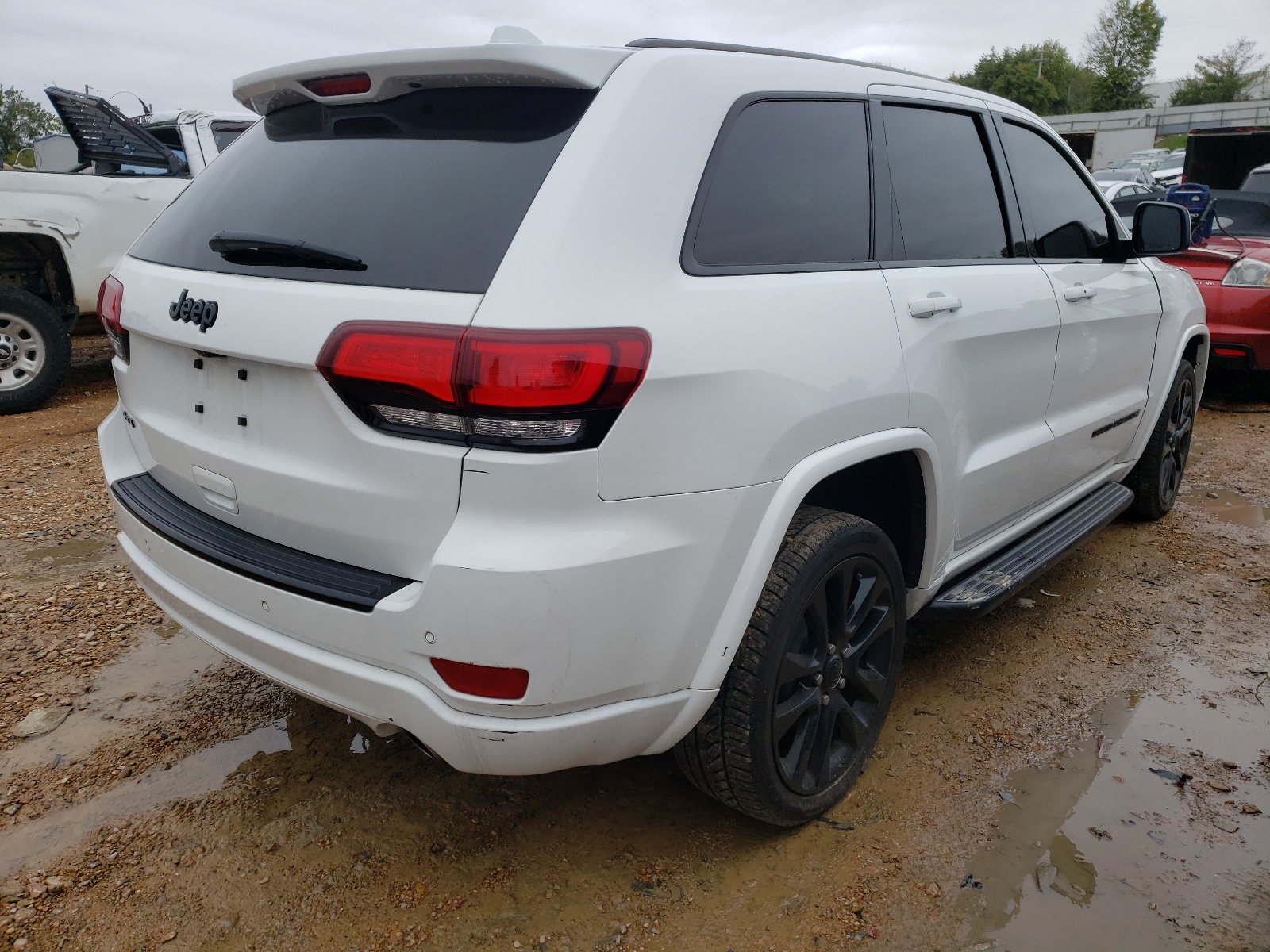 Photo 4 from auction – 2017 JEEP GRAND CHER with VIN 1C4RJFAG0HC743593