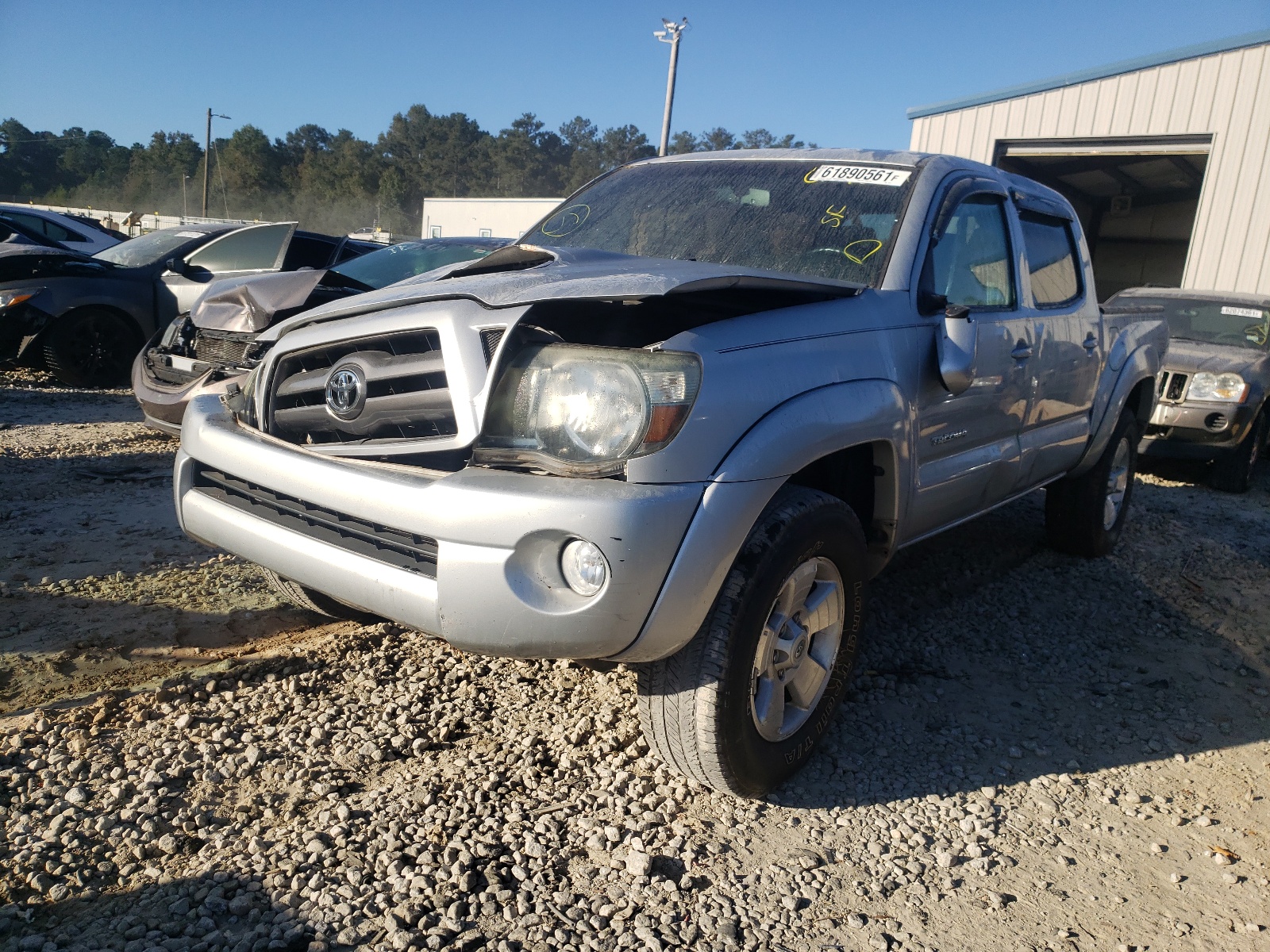 Photo 2 from auction – 2010 TOYOTA TACOMA DOU with VIN 5TEJU4GN2AZ710147