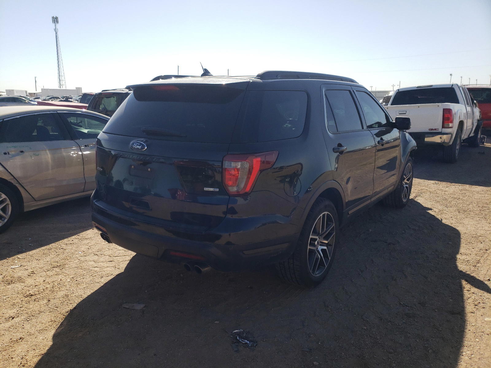 Photo 4 from auction – 2018 FORD EXPLORER S with VIN 1FM5K8GT8JGB67239