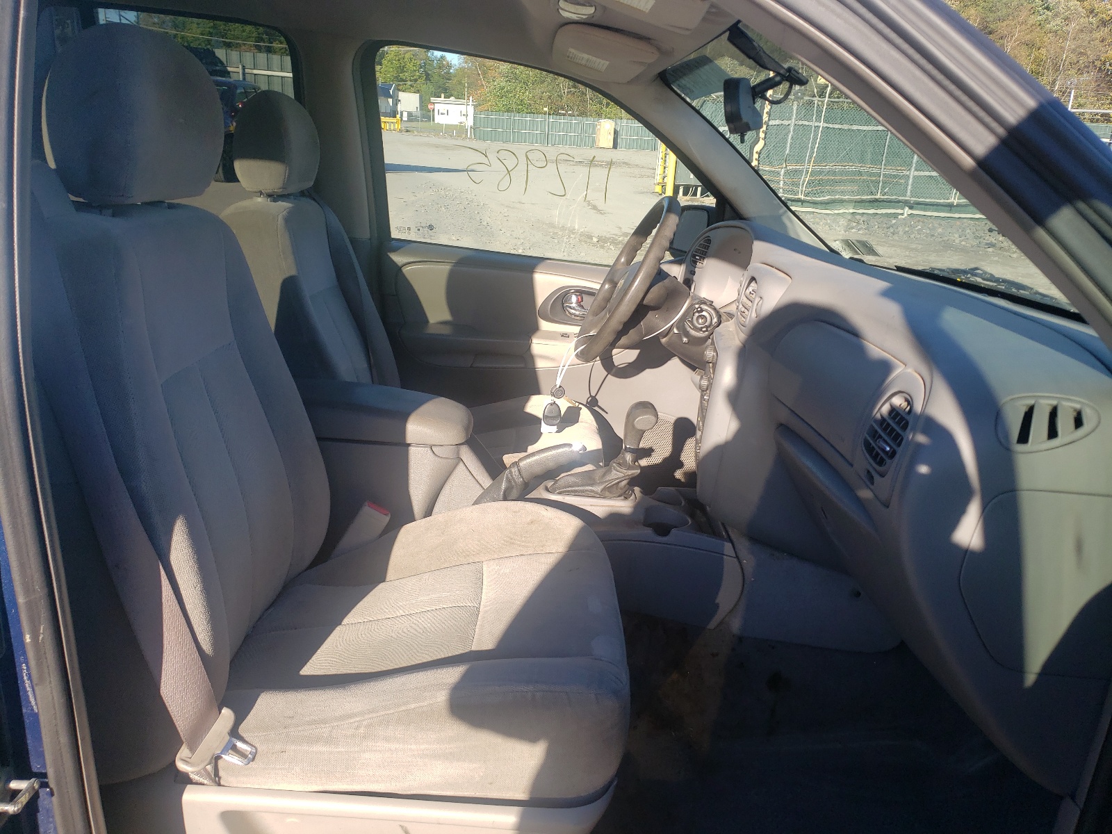 Photo 5 from auction – 2006 CHEVROLET TRAILBLAZE with VIN 1GNDT13S362184415