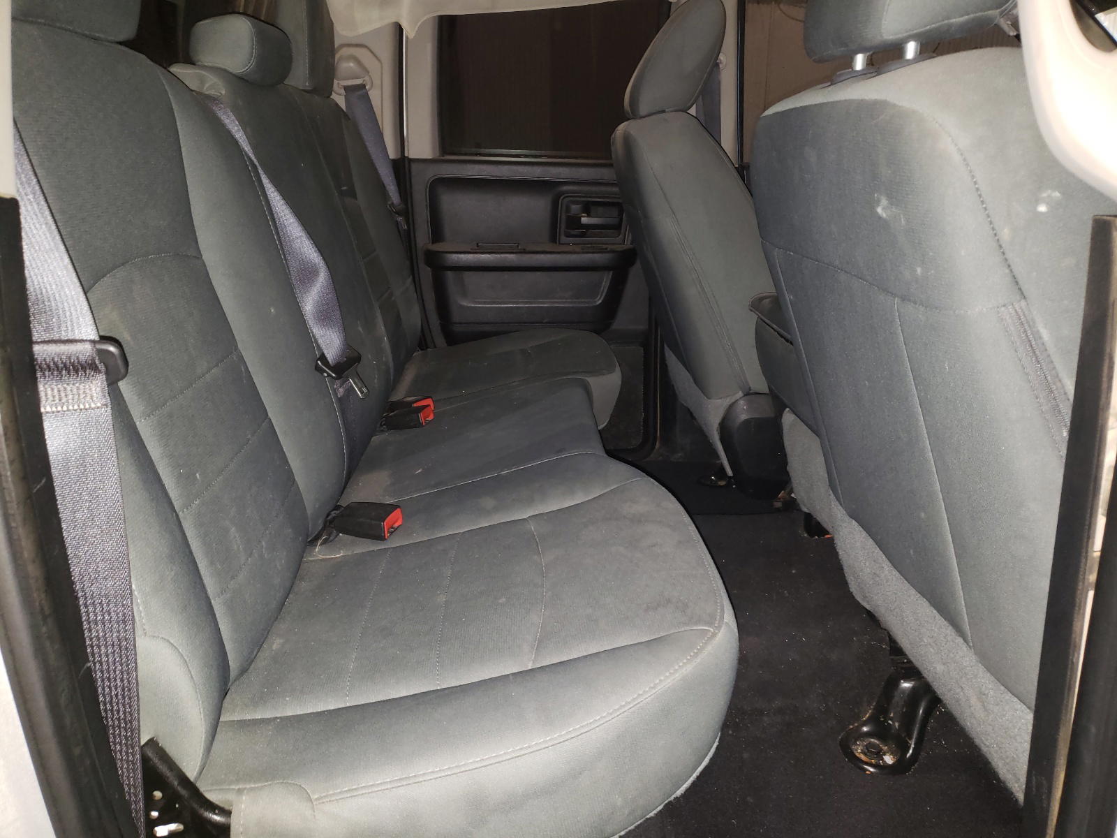 Photo 6 from auction – 2015 RAM 1500 ST with VIN 1C6RR7FT4FS627151