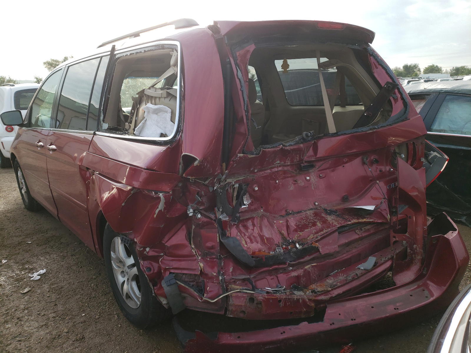 Photo 3 from auction – 2005 HONDA ODYSSEY with VIN 5FNRL38465B404243