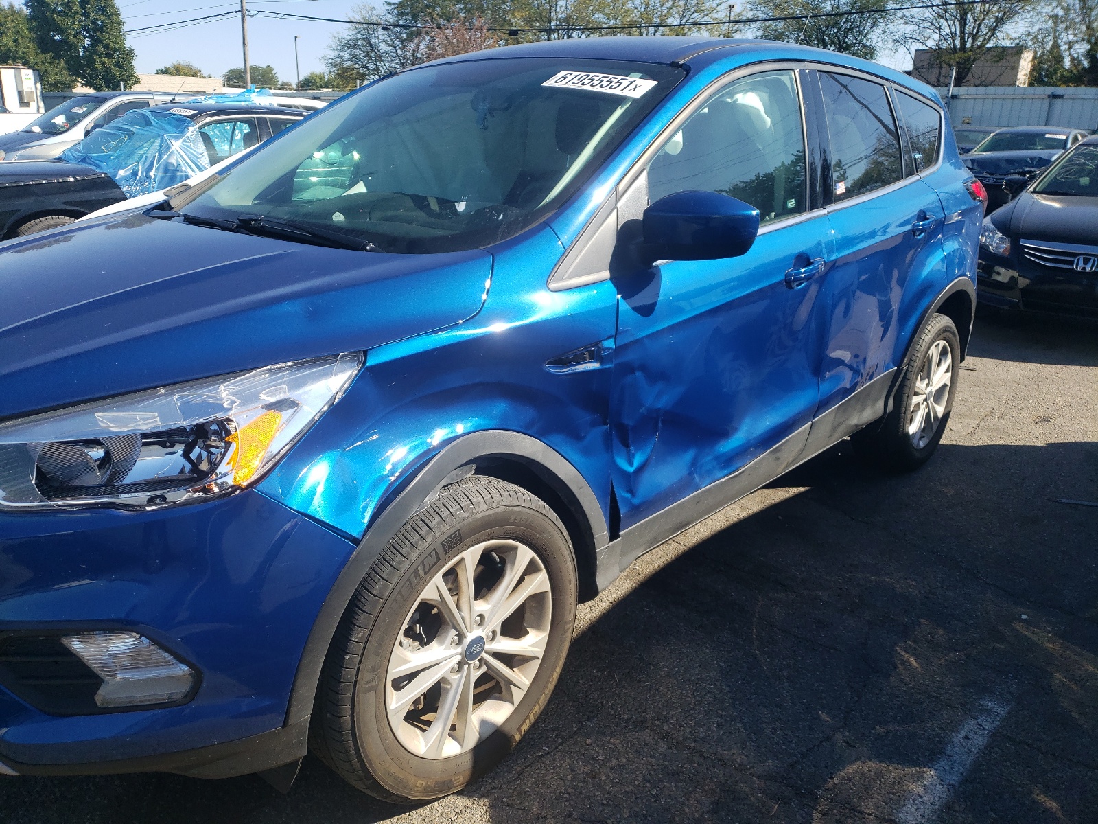 Photo 9 from auction – 2019 FORD ESCAPE SE with VIN 1FMCU9GD4KUA52026