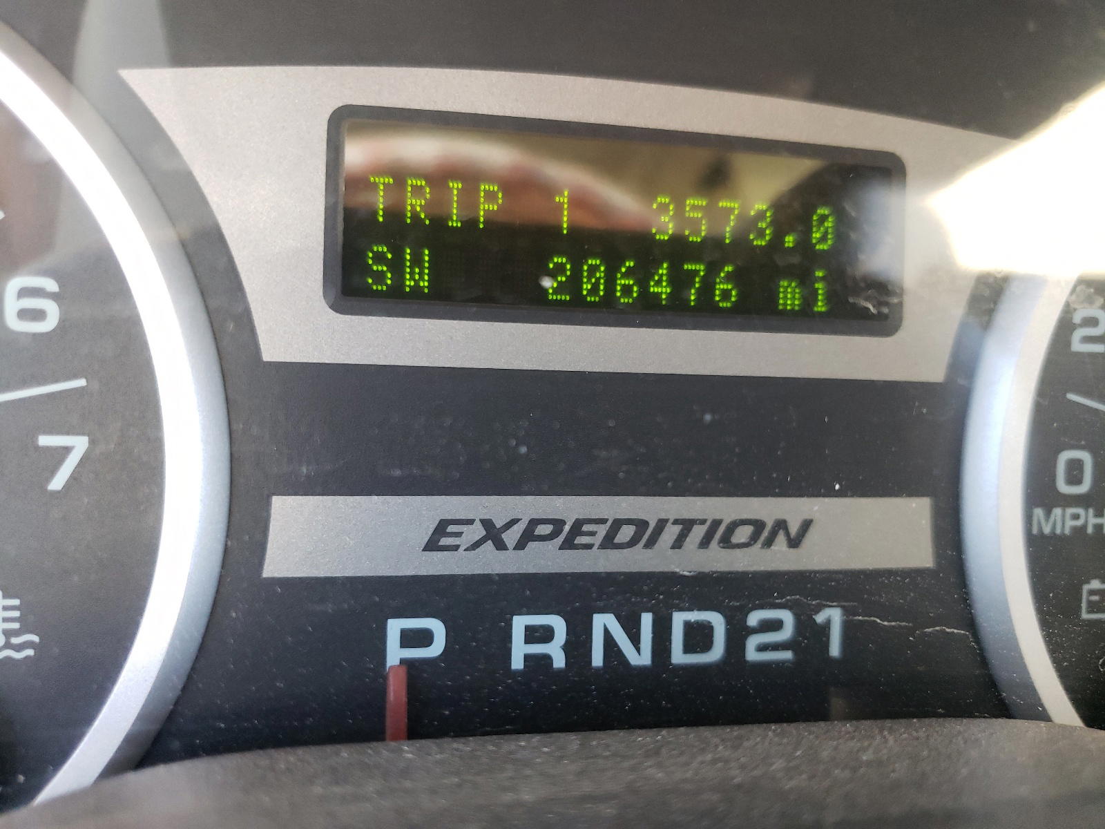 Photo 8 from auction – 2006 FORD EXPEDITION with VIN 1FMPU19566LA80432
