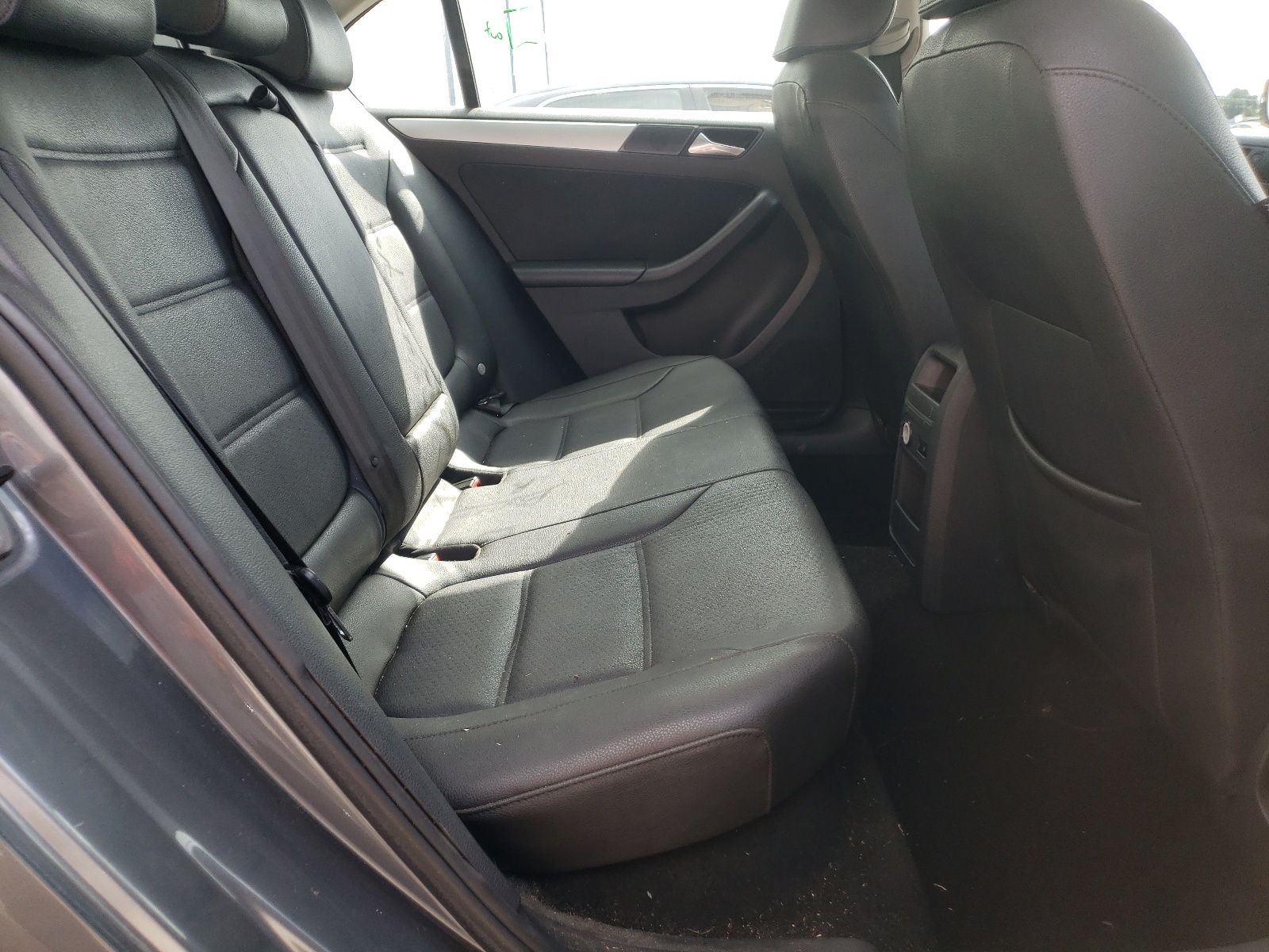 Photo 6 from auction – 2012 VOLKSWAGEN JETTA TDI with VIN 3VWLL7AJ5CM361131