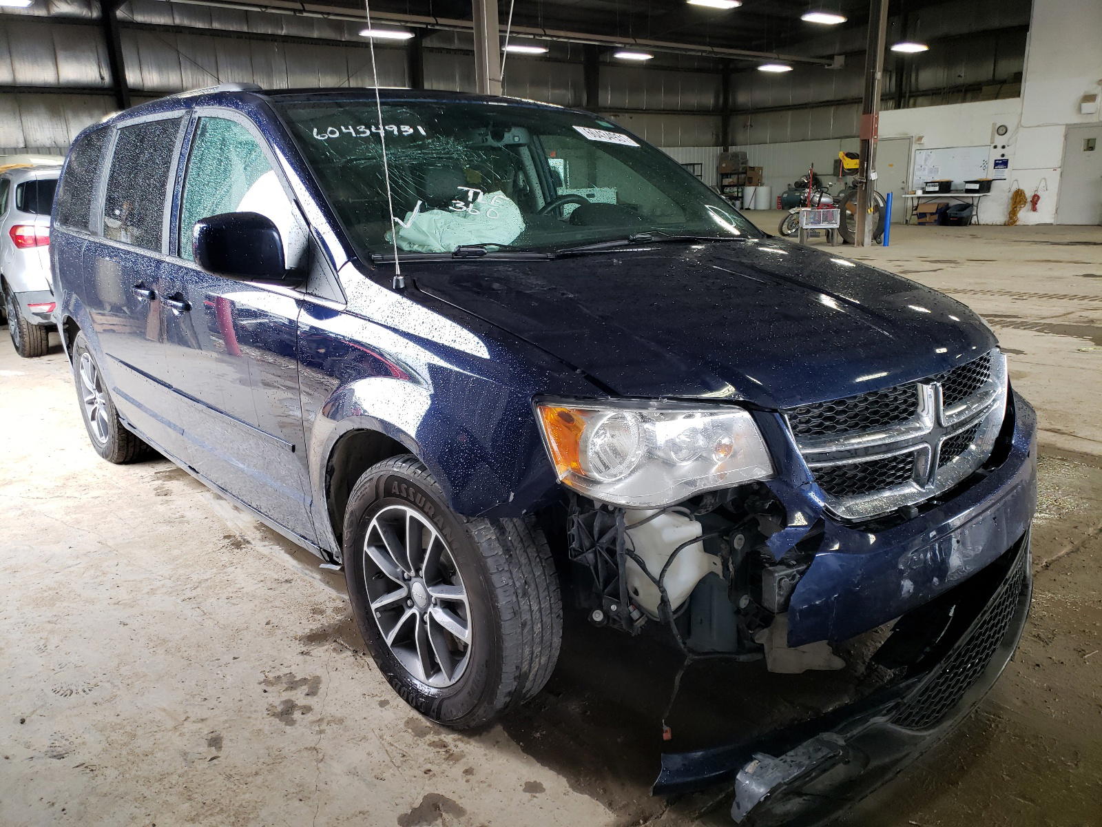DODGE GRAND CARA 2017 with VIN 2C4RDGCG9HR732111 - Photo from auction