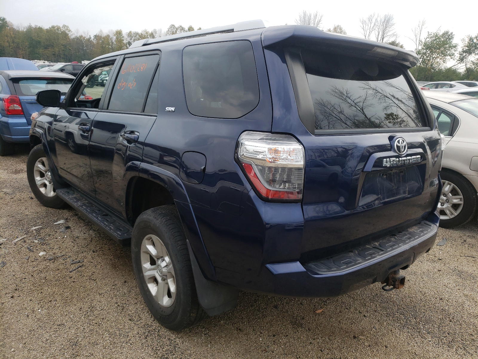 Photo 3 from auction – 2014 TOYOTA 4RUNNER SR with VIN JTEBU5JR6E5194174