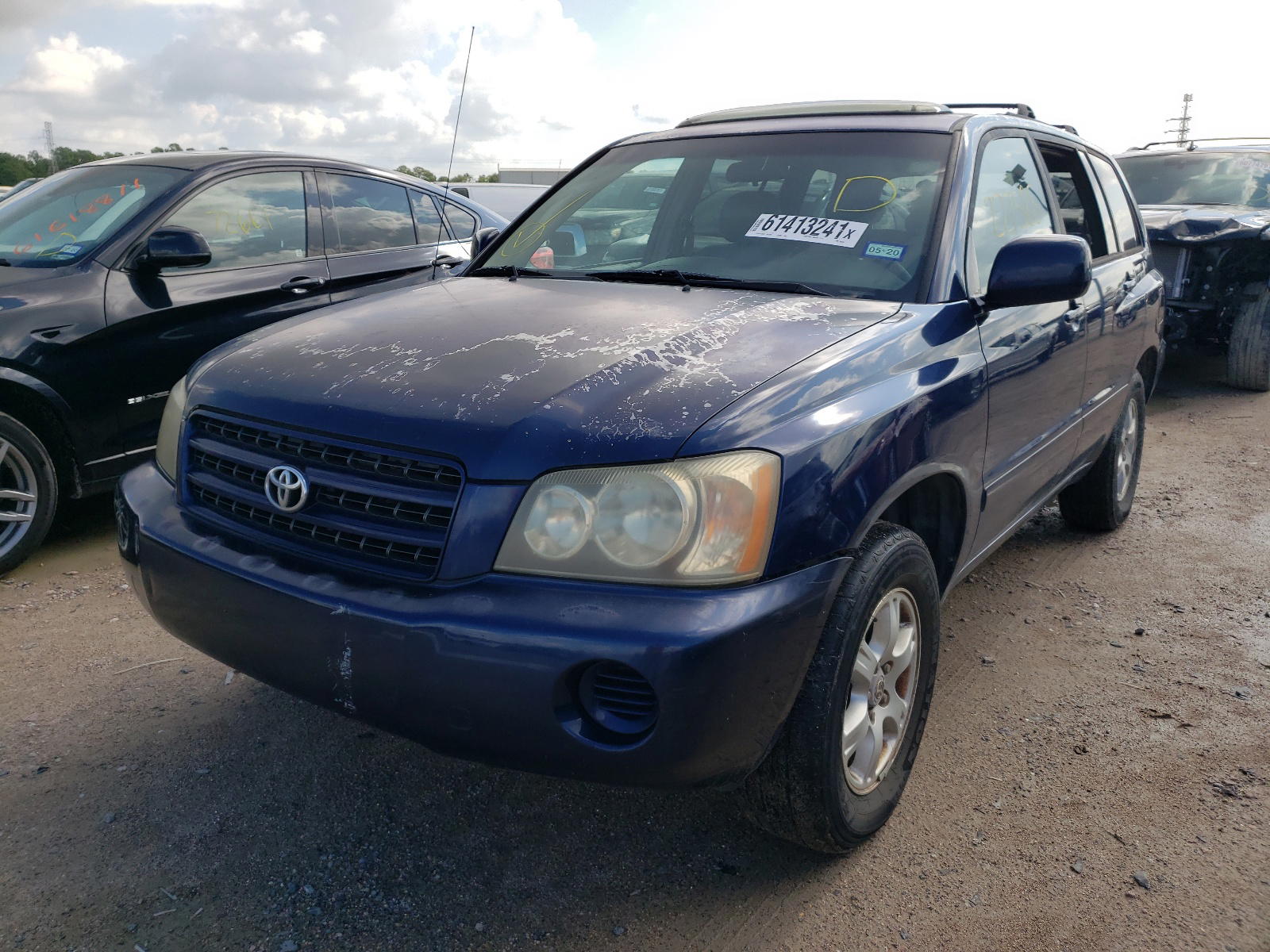 Photo 2 from auction – 2003 TOYOTA HIGHLANDER with VIN JTEGF21AX30106326