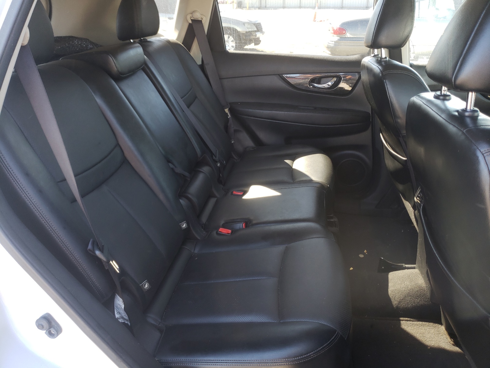 Photo 6 from auction – 2018 NISSAN ROGUE S with VIN JN8AT2MV8JW320375