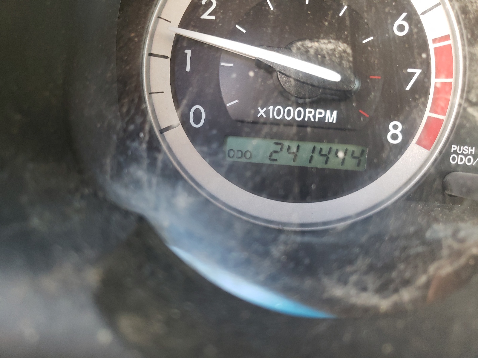 Photo 8 from auction – 2008 TOYOTA SIENNA CE with VIN 5TDZK23C68S197722