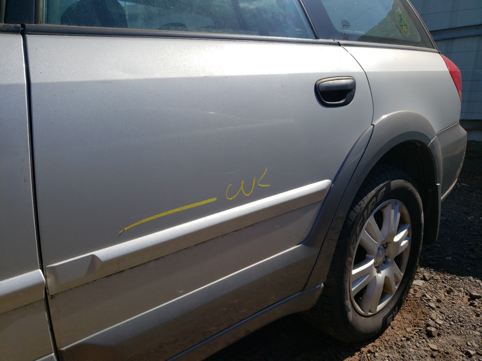 Photo 9 from auction – 2005 SUBARU LEGACY OUT with VIN 4S4BP61C657392234