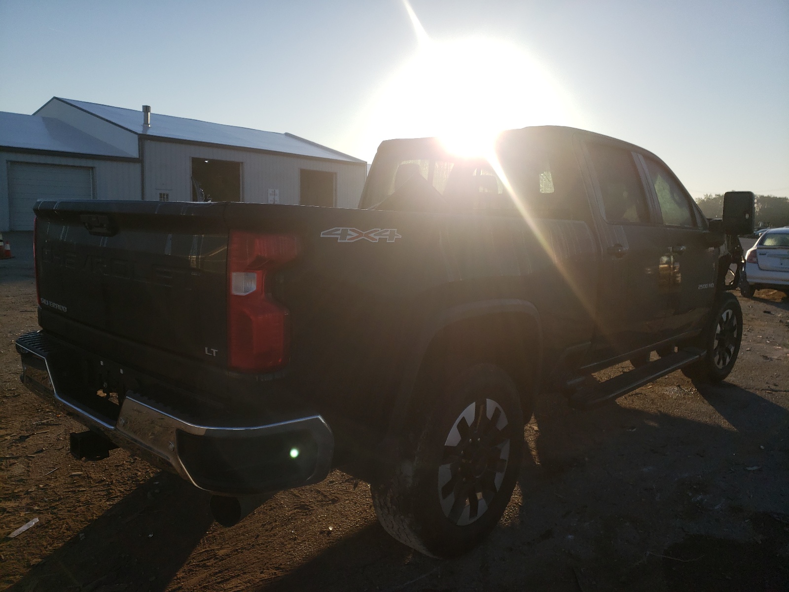 Photo 4 from auction – 2020 CHEVROLET SILVERADO with VIN 1GC4YNEY7LF333089