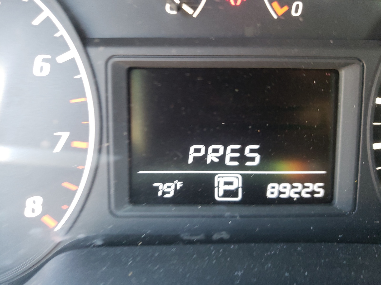 Photo 8 from auction – 2016 NISSAN SENTRA S with VIN 3N1AB7AP1GY268688
