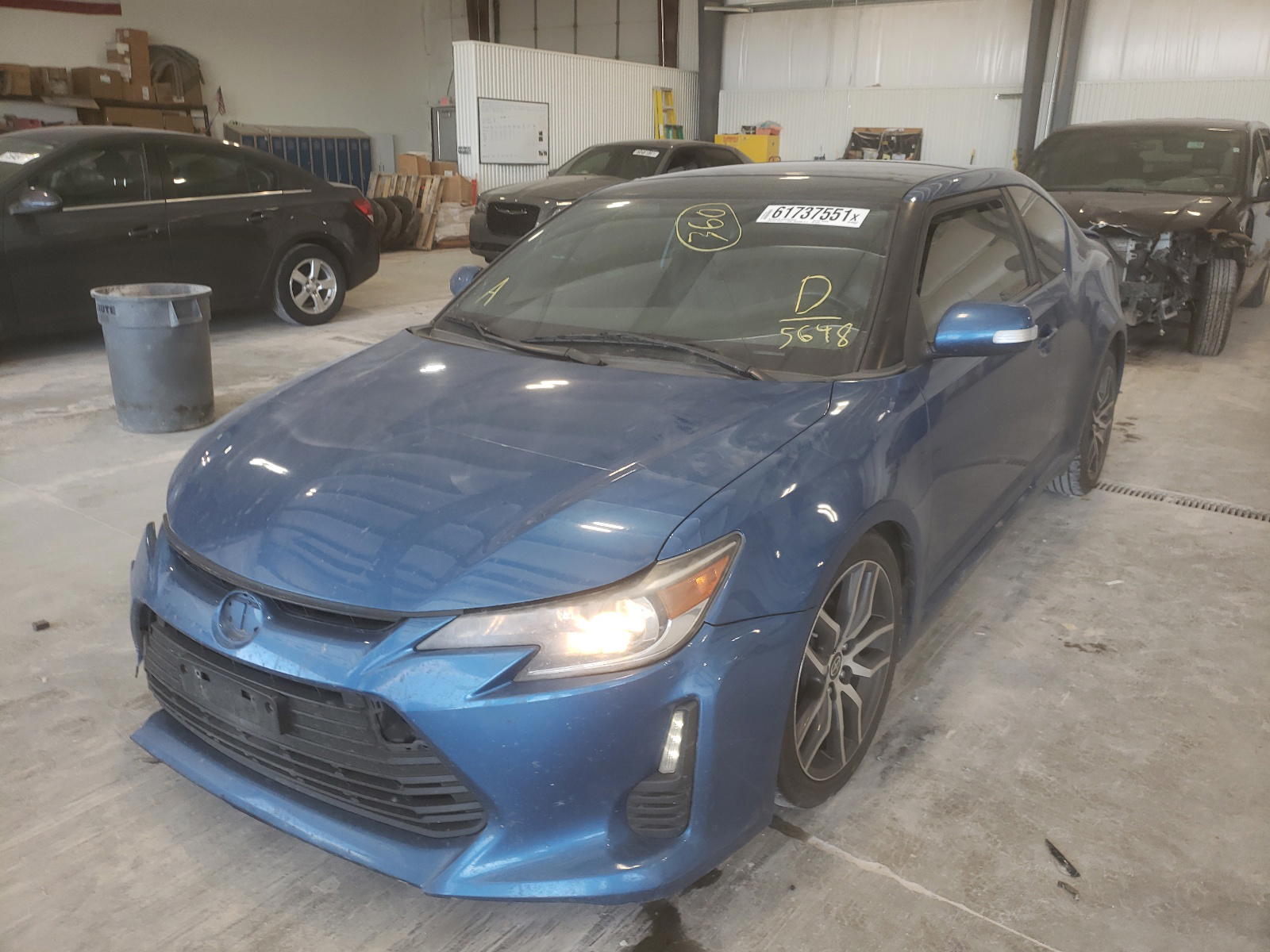 Photo 2 from auction – 2014 TOYOTA SCION TC with VIN JTKJF5C73E3085648